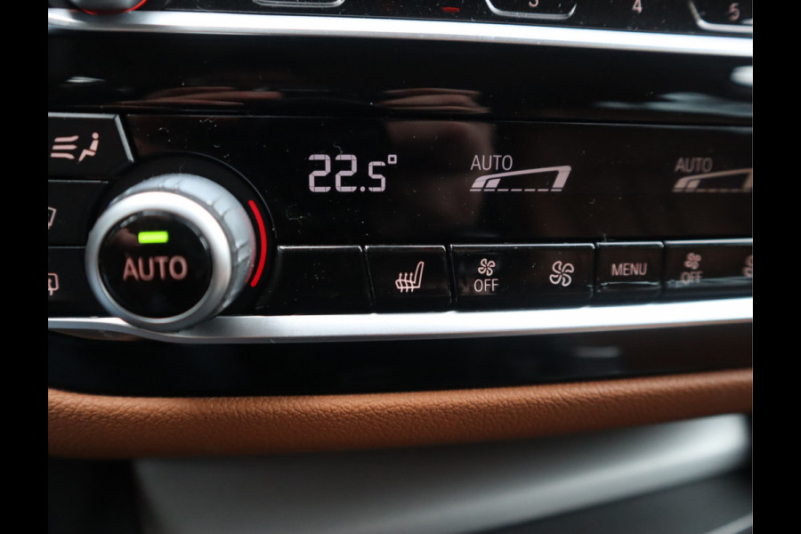 BMW 5 Serie Touring 520i High Executive Edition Trekhaak/ Stoelverw. / Leder