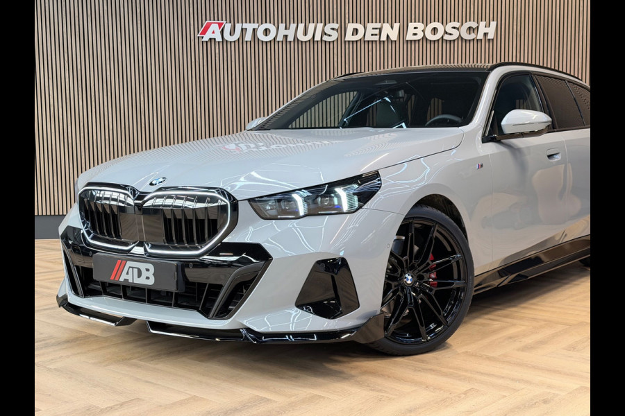 BMW 5 Serie Touring 520i M Sport Pro - Pano - HK - Trekhaak
