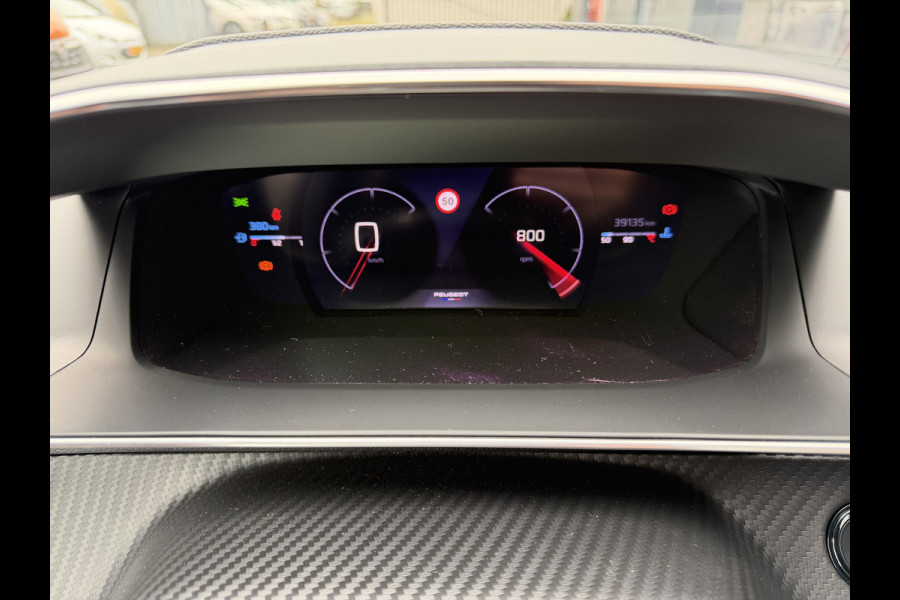 Peugeot 208 100pk GT (Camera - Keyless Entry - LED - Navigatie Automatische Airco - Draadloos laden - Apple Carplay - 3D Cockpit)