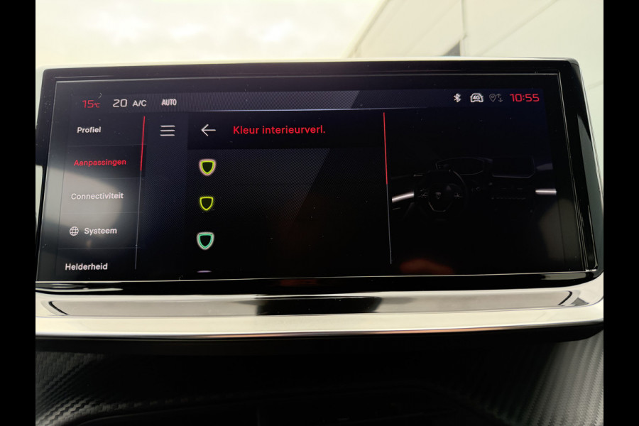 Peugeot 208 100pk GT (Camera - Keyless Entry - LED - Navigatie Automatische Airco - Draadloos laden - Apple Carplay - 3D Cockpit)