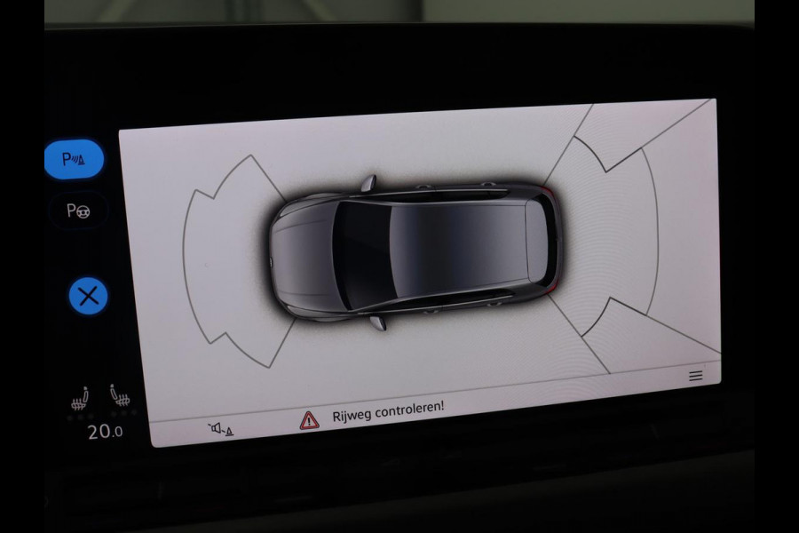 Volkswagen Golf 1.0 eTSI Life Business | Stoelverwarming | Massage | Carplay | Adaptive cruise | Sfeerverlichting | Navigatie | Park Assist | Getint glas | Full LED