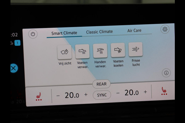 Volkswagen Golf 1.4 eHybrid GTE | SOH 92,6% | Stoelverwarming | Trekhaak | Carplay | Adaptive cruise | 18'' | Sportstoelen | Navigatie | Sfeerverlichting | Climate control | Parkeerhulp | PHEV | Plug In