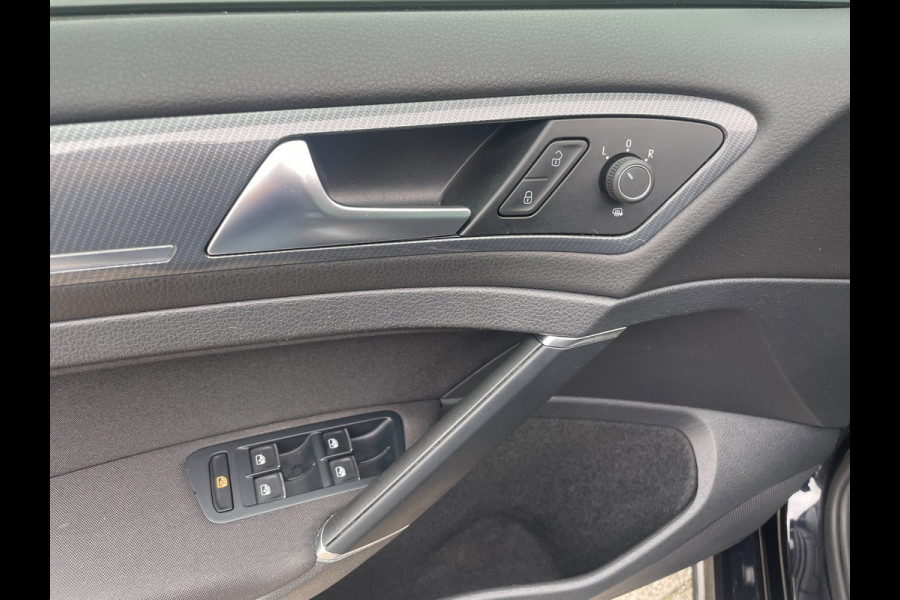 Volkswagen Golf 1.5 TSI R-line | R-line interieur en exterieur pakket | Digi cockpit