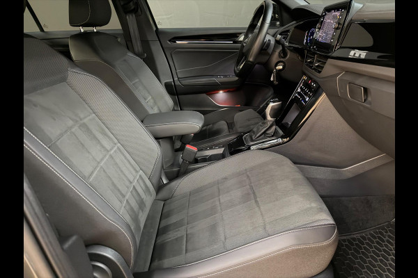 Volkswagen T-Roc 1.5 TSI R-Line - Pano - Trekhaak