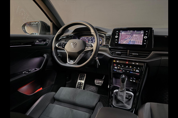 Volkswagen T-Roc 1.5 TSI R-Line - Pano - Trekhaak