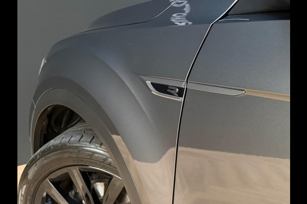 Volkswagen T-Roc 1.5 TSI R-Line - Pano - Trekhaak