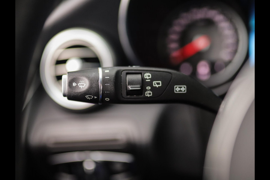 Mercedes-Benz GLC 300e 4MATIC Business Solution AMG | Camera | Stoelverw. |