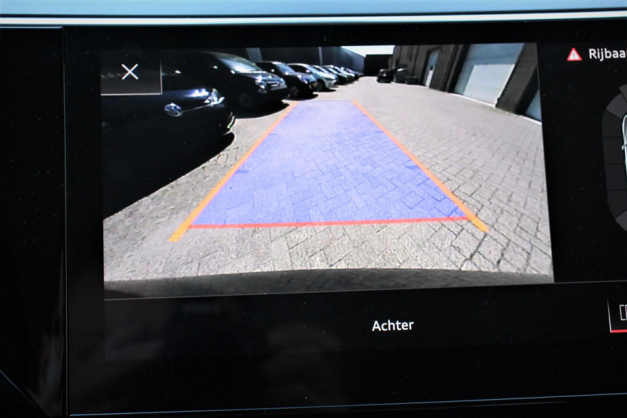 Audi e-tron 55 Quattro Advanced Tour Pack | LED Matrix | 20" Lichtmetalen Velgen | PDC VA | Camera | Leder | DAB+ | Digitale cockpit