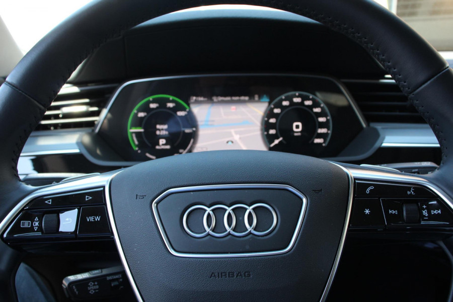 Audi e-tron 55 Quattro Advanced Tour Pack | LED Matrix | 20" Lichtmetalen Velgen | PDC VA | Camera | Leder | DAB+ | Digitale cockpit