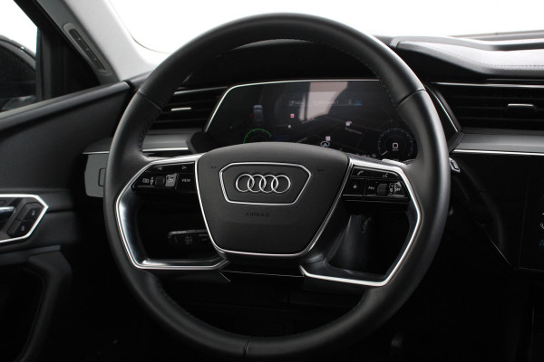 Audi e-tron 55 Quattro Advanced Tour Pack | LED Matrix | 20" Lichtmetalen Velgen | PDC VA | Camera | Leder | DAB+ | Digitale cockpit