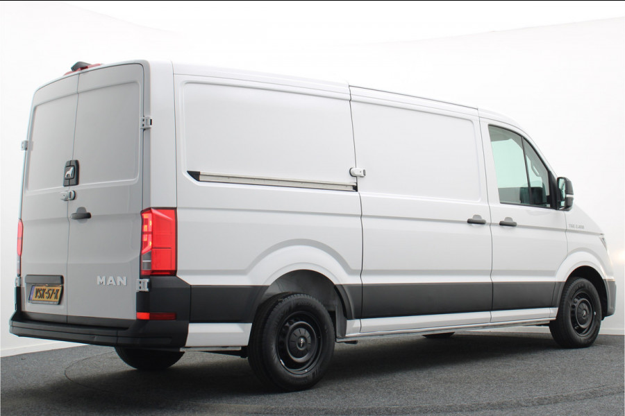 MAN TGE 30 2.0 L3H2 3-Zits, Camera, Apple Carplay, Cruise, Airco