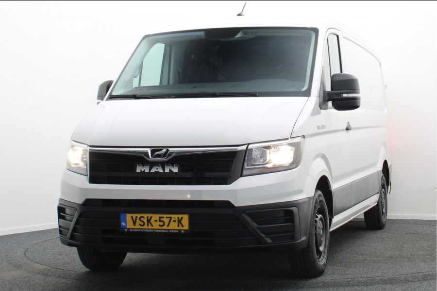 MAN TGE 30 2.0 L3H2 3-Zits, Camera, Apple Carplay, Cruise, Airco