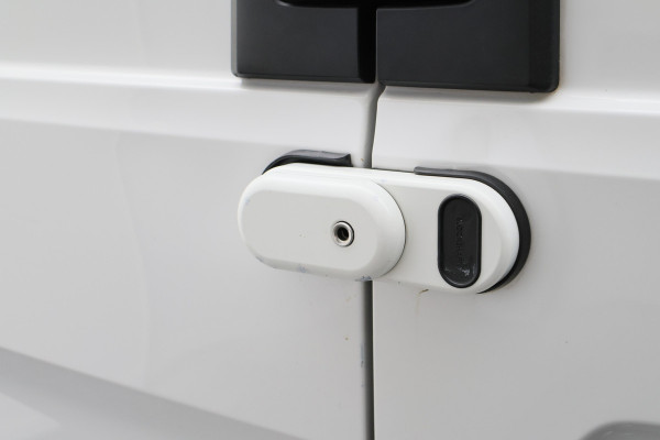 MAN TGE 30 2.0 L3H2 3-Zits, Camera, Apple Carplay, Cruise, Airco