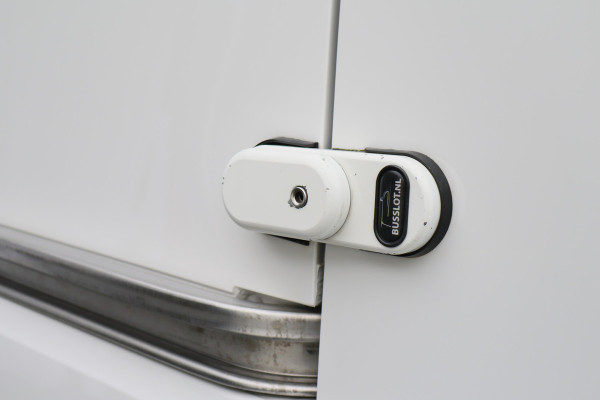 MAN TGE 30 2.0 L3H2 3-Zits, Camera, Apple Carplay, Cruise, Airco