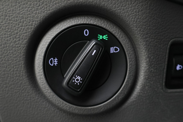 MAN TGE 30 2.0 L3H2 3-Zits, Camera, Apple Carplay, Cruise, Airco