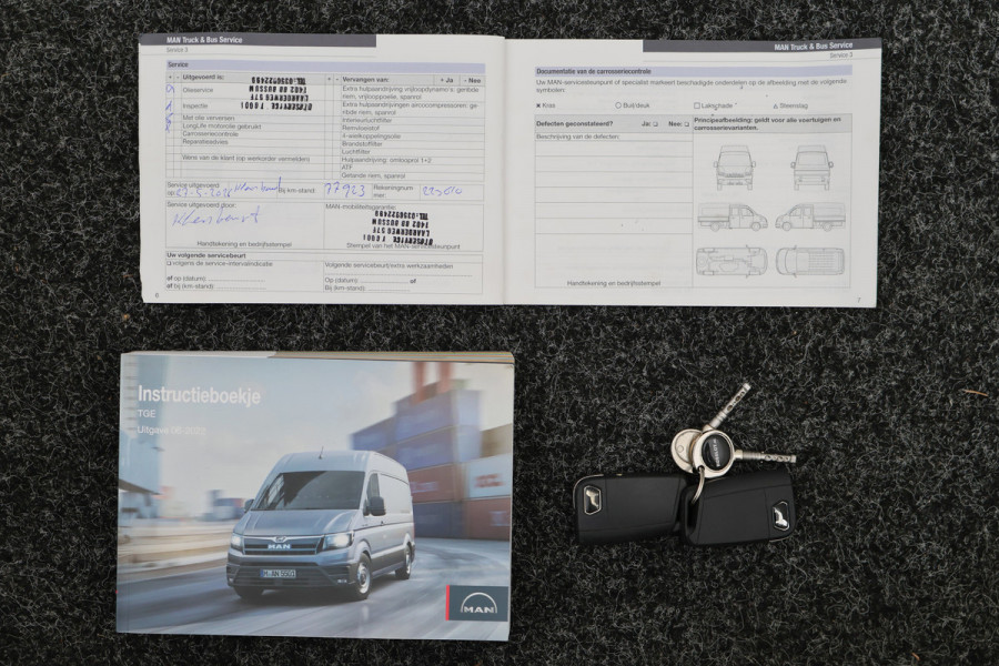 MAN TGE 30 2.0 L3H2 3-Zits, Camera, Apple Carplay, Cruise, Airco