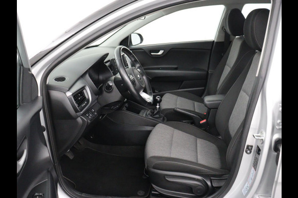 Kia Stonic 1.2 MPi ComfortPlusLine Navigator | Trekhaak | Carplay | Camera | Navigatie | Cruise control | Airco | Bluetooth | DAB | Parkeerhulp