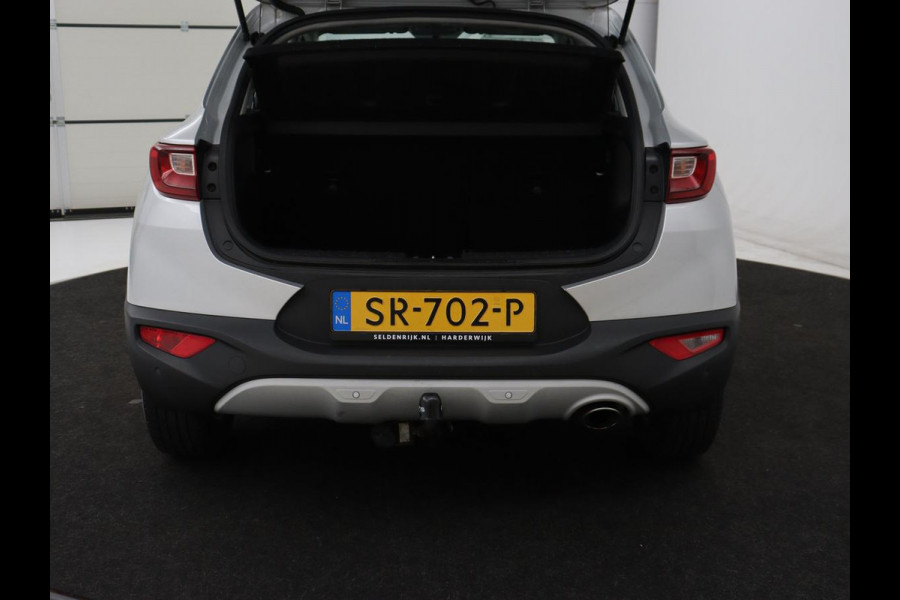 Kia Stonic 1.2 MPi ComfortPlusLine Navigator | Trekhaak | Carplay | Camera | Navigatie | Cruise control | Airco | Bluetooth | DAB | Parkeerhulp