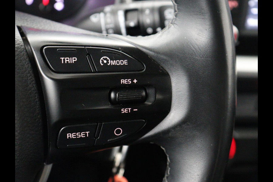 Kia Stonic 1.2 MPi ComfortPlusLine Navigator | Trekhaak | Carplay | Camera | Navigatie | Cruise control | Airco | Bluetooth | DAB | Parkeerhulp