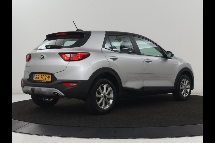 Kia Stonic 1.2 MPi ComfortPlusLine Navigator | Trekhaak | Carplay | Camera | Navigatie | Cruise control | Airco | Bluetooth | DAB | Parkeerhulp