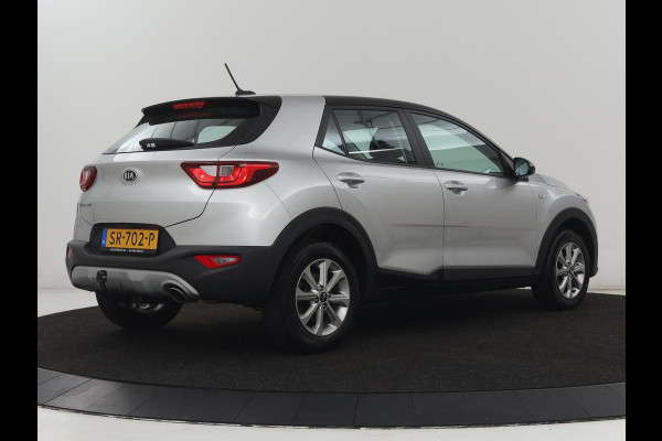 Kia Stonic 1.2 MPi ComfortPlusLine Navigator | Trekhaak | Carplay | Camera | Navigatie | Cruise control | Airco | Bluetooth | DAB | Parkeerhulp
