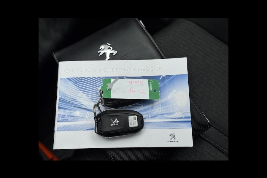 Peugeot 5008 1.2 GT-Line - Dealer onderhouden - Panorama dak