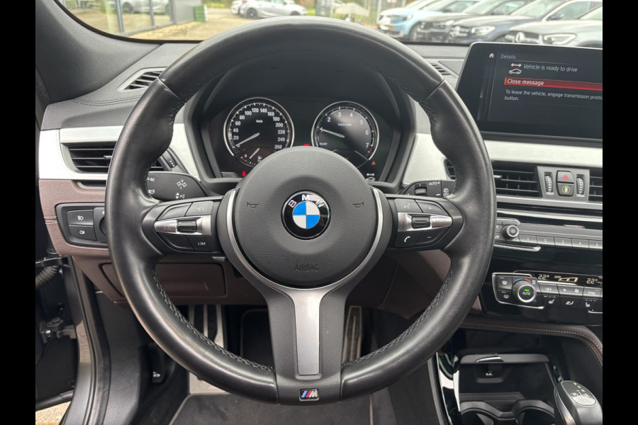 BMW X2 xDrive25e M Sport | 220pk |  Panoramadak | M pakket |  Achteruitrijcamera | Leder | Sportstoelen | Head Up Display