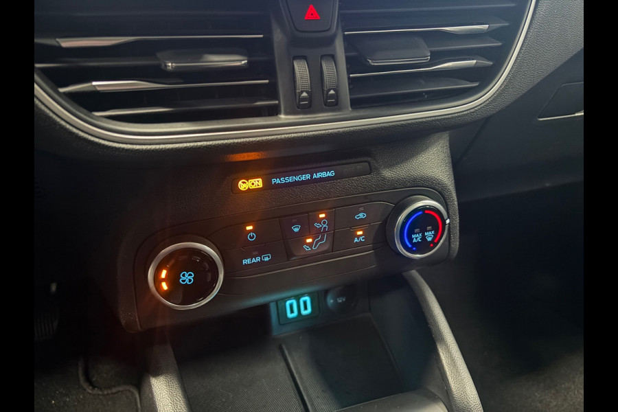 Ford FOCUS Wagon 1.0 EcoBoost Hybrid Trend Edition Business Airco | Cruise | Navi | Camera