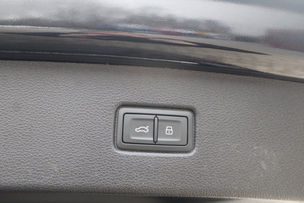 Audi Q7 60 TFSIe 462pk Quattro Competition S-Line | Pano | RS Seats | HUD | ACC | Elek. Trekhaak