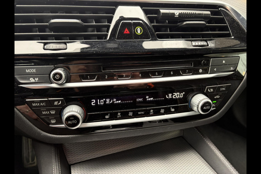BMW 5 Serie Touring 520i High Executive Edition | M Sportpakket | Camera