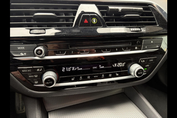 BMW 5 Serie Touring 520i High Executive Edition | M Sportpakket | Camera