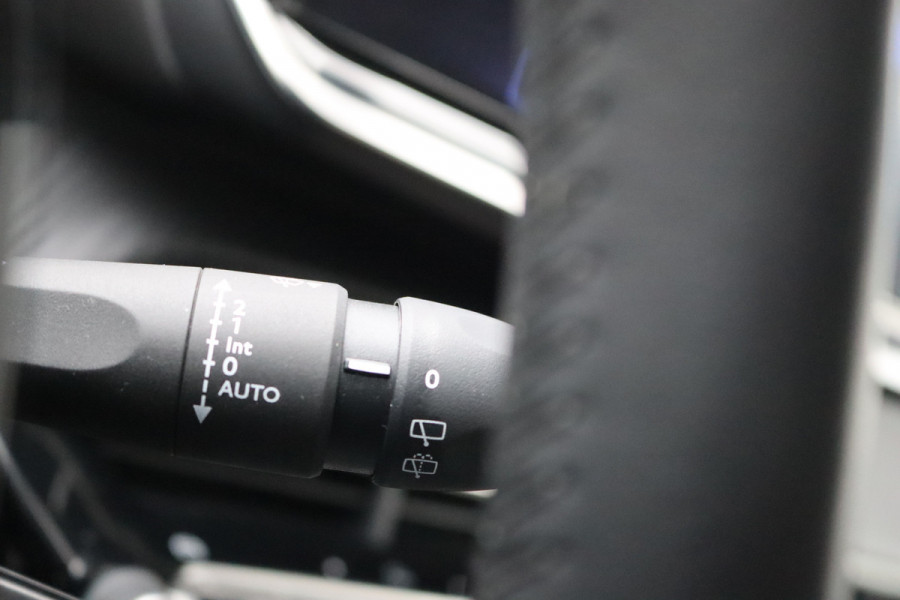 Peugeot 208 1.2 PureT. 100PK Allure Carplay-android/Parkeerhulp/Cruise-control