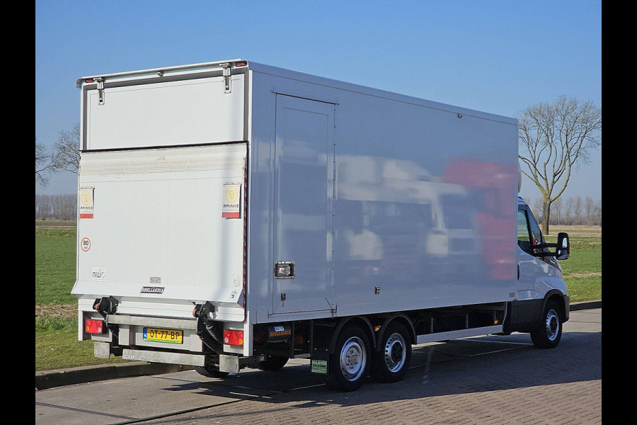 Iveco Daily 35S18 3.0 BE CLICKSTAR Aut 360gr Camera Laadklep
