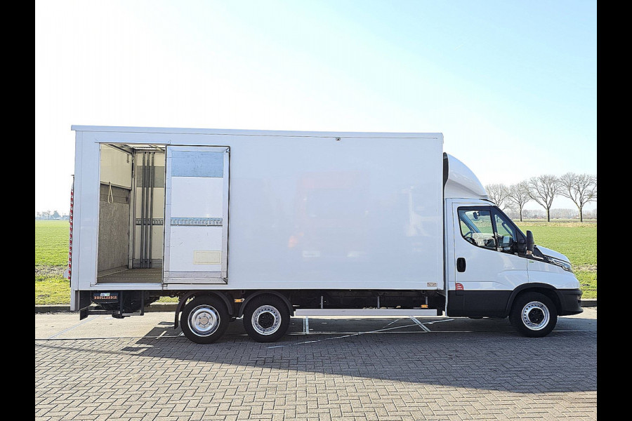 Iveco Daily 35S18 3.0 BE CLICKSTAR Aut 360gr Camera Laadklep