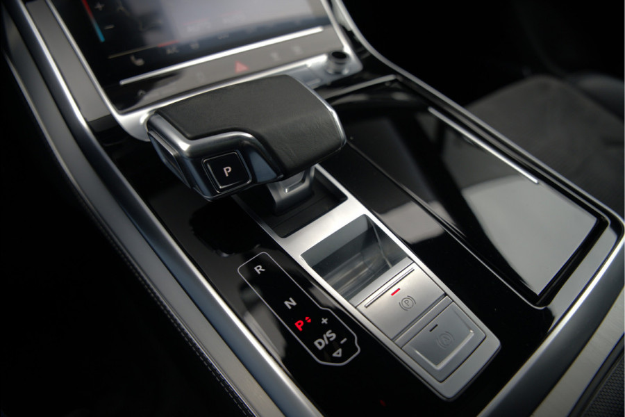 Audi Q7 55 TFSI e quattro Pro Line S S-Line | Bang & Olufsen | Panoramadak | Stoelverwarming | Stuurverwarming | Luchtvering | Head-Up Display | Memory Seats | Matrix LED | Apple Carplay | Adaptrive Cruise Control | Ambiance Verlichtin
