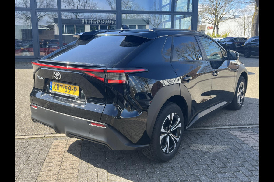 Toyota Bz4x Dynamic 71 kWh VAN: 35.900,- VOOR: 32.877,- UW LENTEVOORDEEL: 3.023,- | mega compleet EN RIJKLAAR GEPRIJSD INCL. 10 JAAR TOYOTA GARANTIE