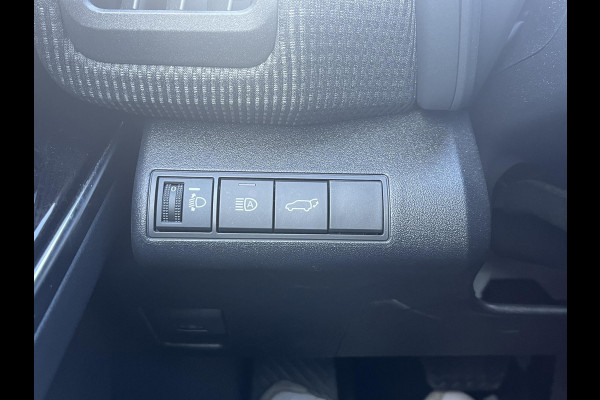 Toyota Bz4x Dynamic 71 kWh VAN: 35.900,- VOOR: 32.877,- UW LENTEVOORDEEL: 3.023,- | mega compleet EN RIJKLAAR GEPRIJSD INCL. 10 JAAR TOYOTA GARANTIE