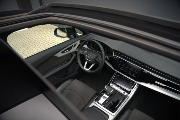 Audi Q7 55 TFSI e quattro Pro Line S S-Line | Bang & Olufsen | Panoramadak | Stoelverwarming | Stuurverwarming | Luchtvering | Head-Up Display | Memory Seats | Matrix LED | Apple Carplay | Adaptrive Cruise Control | Ambiance Verlichtin