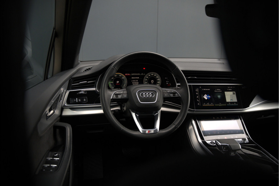 Audi Q7 55 TFSI e quattro Pro Line S S-Line | Bang & Olufsen | Panoramadak | Stoelverwarming | Stuurverwarming | Luchtvering | Head-Up Display | Memory Seats | Matrix LED | Apple Carplay | Adaptrive Cruise Control | Ambiance Verlichtin