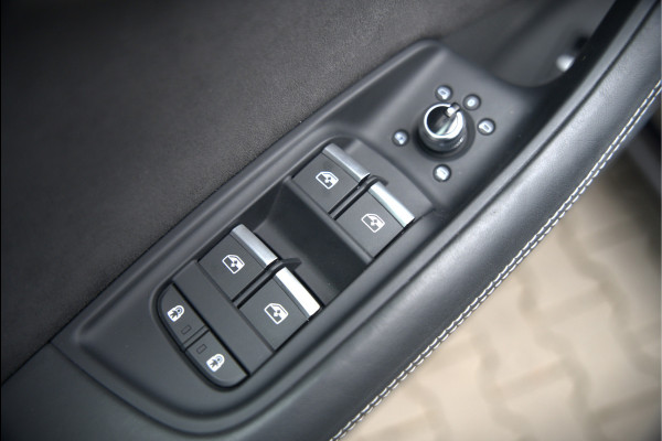Audi Q7 55 TFSI e quattro Pro Line S S-Line | Bang & Olufsen | Panoramadak | Stoelverwarming | Stuurverwarming | Luchtvering | Head-Up Display | Memory Seats | Matrix LED | Apple Carplay | Adaptrive Cruise Control | Ambiance Verlichtin
