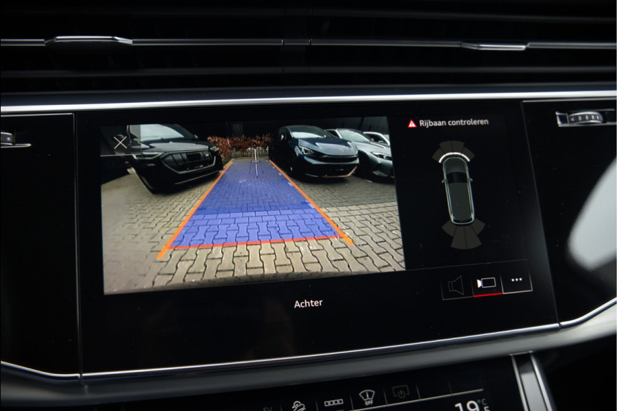 Audi Q7 55 TFSI e quattro Pro Line S S-Line | Bang & Olufsen | Panoramadak | Stoelverwarming | Stuurverwarming | Luchtvering | Head-Up Display | Memory Seats | Matrix LED | Apple Carplay | Adaptrive Cruise Control | Ambiance Verlichtin
