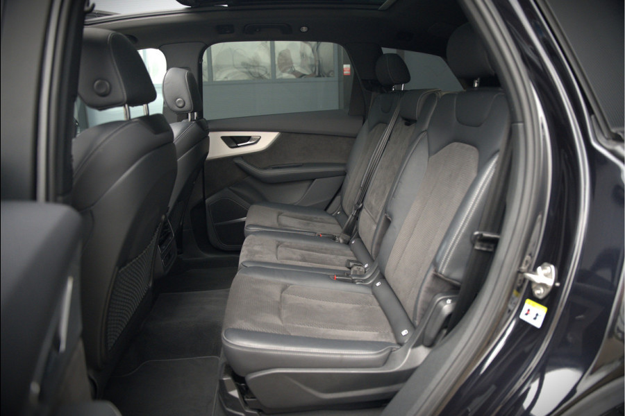 Audi Q7 55 TFSI e quattro Pro Line S S-Line | Bang & Olufsen | Panoramadak | Stoelverwarming | Stuurverwarming | Luchtvering | Head-Up Display | Memory Seats | Matrix LED | Apple Carplay | Adaptrive Cruise Control | Ambiance Verlichtin