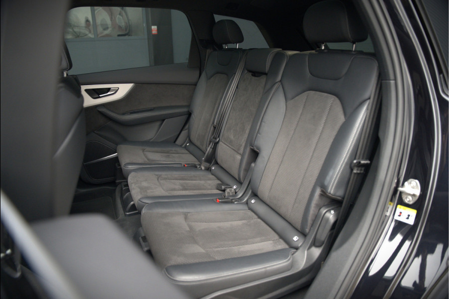 Audi Q7 55 TFSI e quattro Pro Line S S-Line | Bang & Olufsen | Panoramadak | Stoelverwarming | Stuurverwarming | Luchtvering | Head-Up Display | Memory Seats | Matrix LED | Apple Carplay | Adaptrive Cruise Control | Ambiance Verlichtin