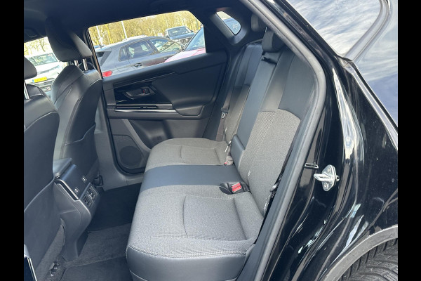 Toyota Bz4x Dynamic 71 kWh VAN: 35.900,- VOOR: 32877,- UW LENTEVOORDEEL: 3.023,- | ABSOLUTE TOPSTAAT | RIJKLAAR INCL. 10 JAAR TOYOTA GARANTIE