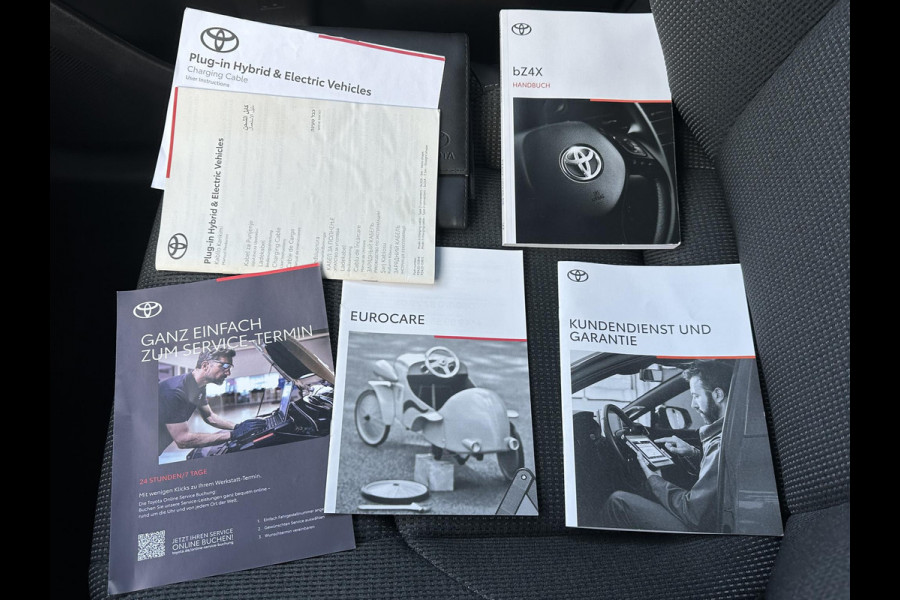 Toyota Bz4x Dynamic 71 kWh VAN: 35.900,- VOOR: 32877,- UW LENTEVOORDEEL: 3.023,- | ABSOLUTE TOPSTAAT | RIJKLAAR INCL. 10 JAAR TOYOTA GARANTIE