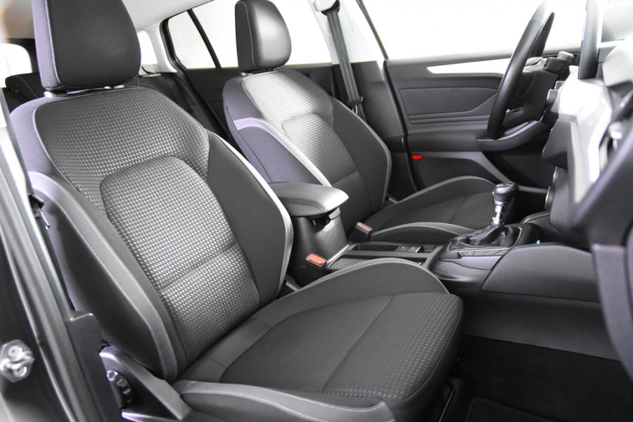 Ford FOCUS Wagon 1.0 EcoBoost Hybrid Titanium *1ste Eigenaar*Navigatie*Stoelverwarming*Camera*