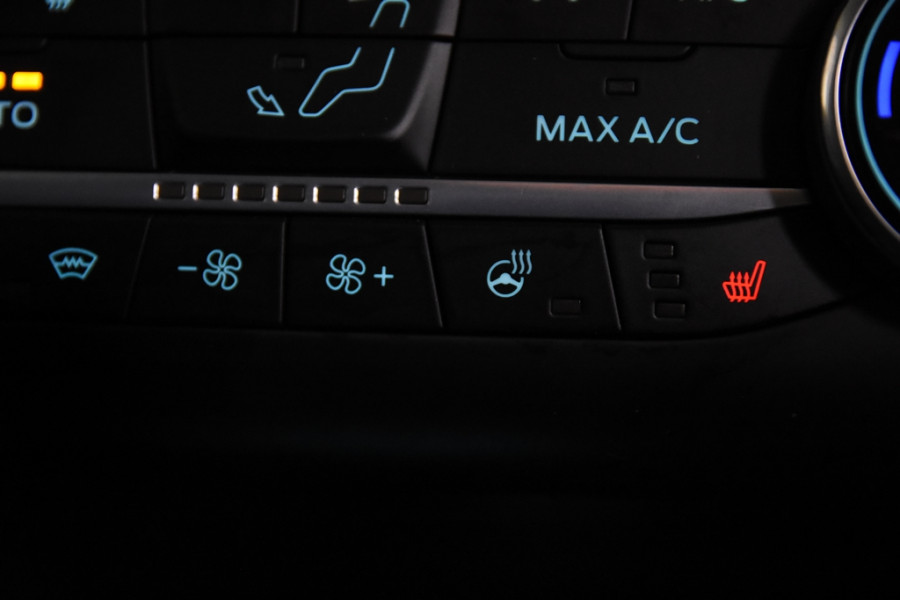 Ford FOCUS Wagon 1.0 EcoBoost Hybrid Titanium *1ste Eigenaar*Navigatie*Stoelverwarming*Camera*