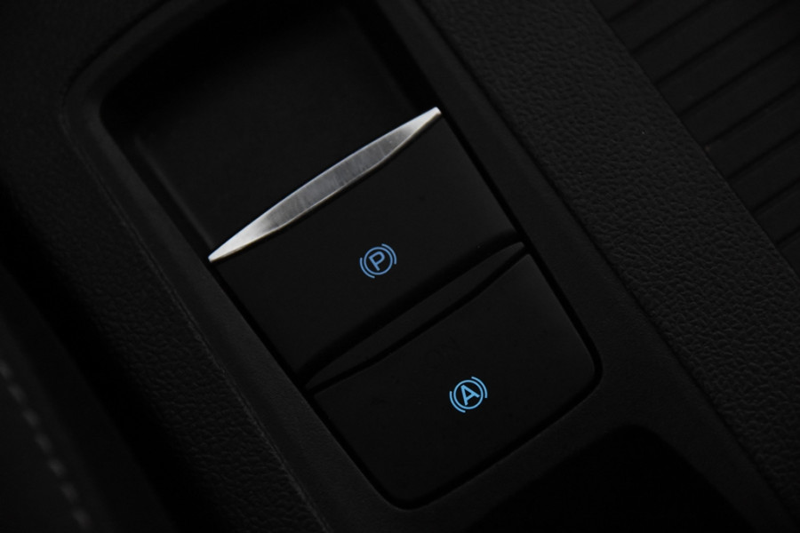 Ford FOCUS Wagon 1.0 EcoBoost Hybrid Titanium *1ste Eigenaar*Navigatie*Stoelverwarming*Camera*