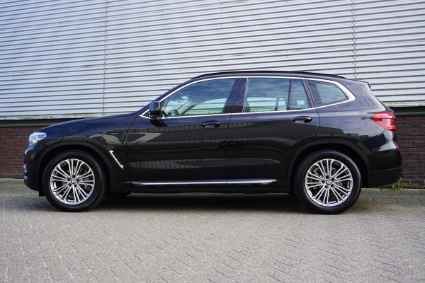 BMW X3 xDrive30e/Luxury/Trekhaak/Leer/1 Jaar Garantie/ SOH rapport.