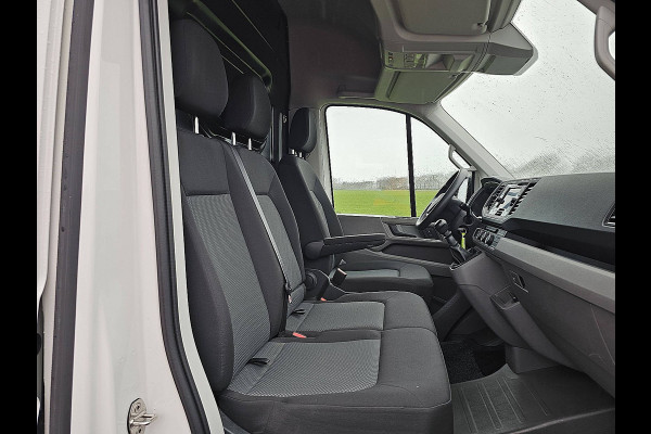 Volkswagen Crafter 35 2.0 TDI L3H3 Airco Camera Carplay Euro6 3 Zits 140 PK!